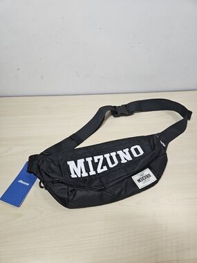 NWT Mizuno Sports Crossbody Bag D3CY26G1 Black China Exclusive